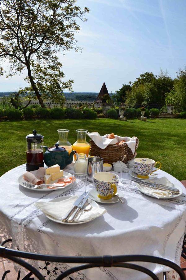 Bed and Breakfast Le Manoir De Nabinaud Exterior foto