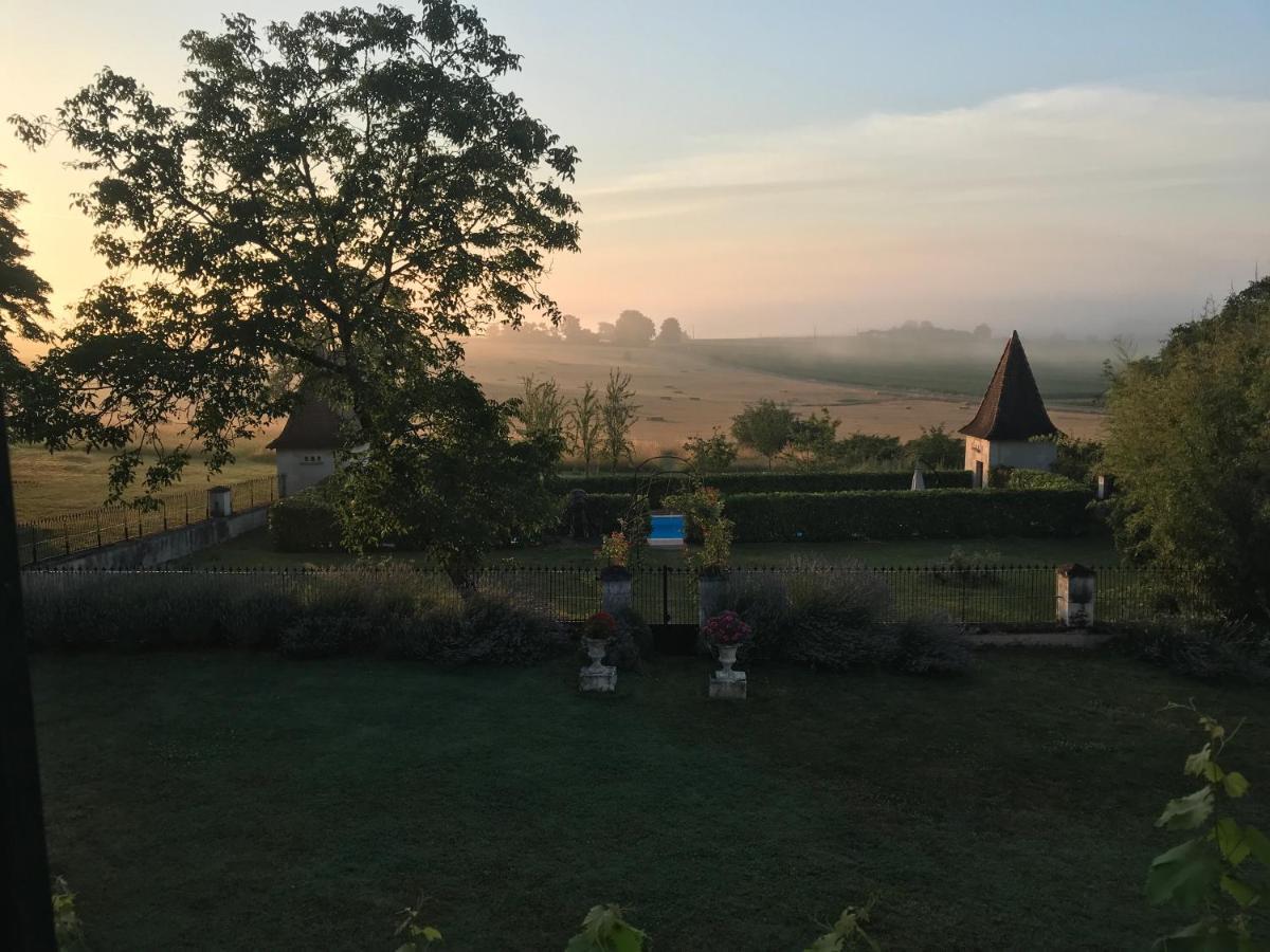 Bed and Breakfast Le Manoir De Nabinaud Exterior foto