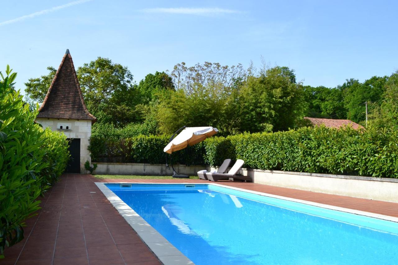 Bed and Breakfast Le Manoir De Nabinaud Exterior foto