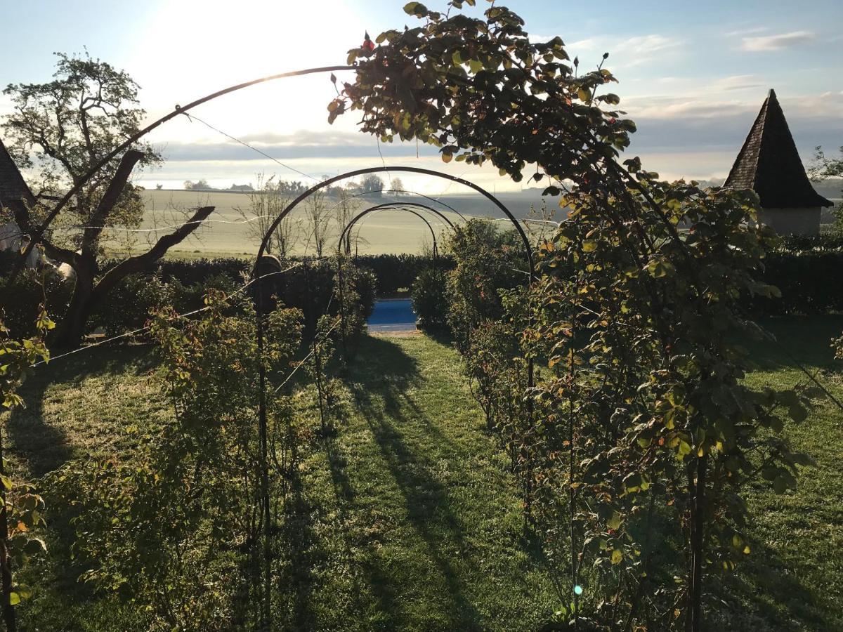 Bed and Breakfast Le Manoir De Nabinaud Exterior foto